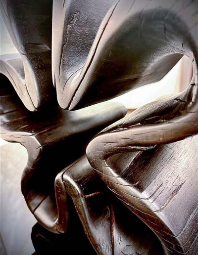 Meandering II walnut 32x19x30cm